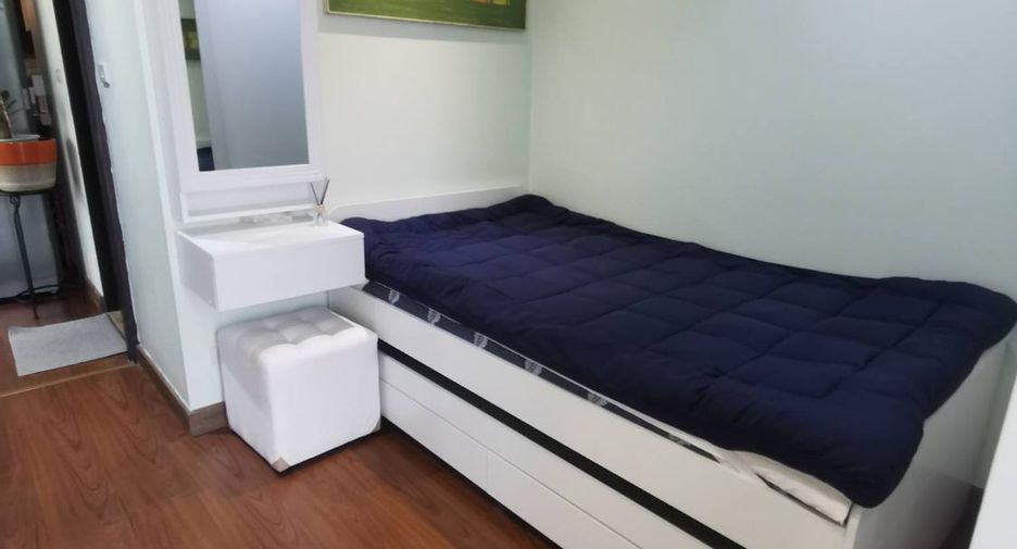 For rent 2 bedrooms condo in Chatuchak, Bangkok