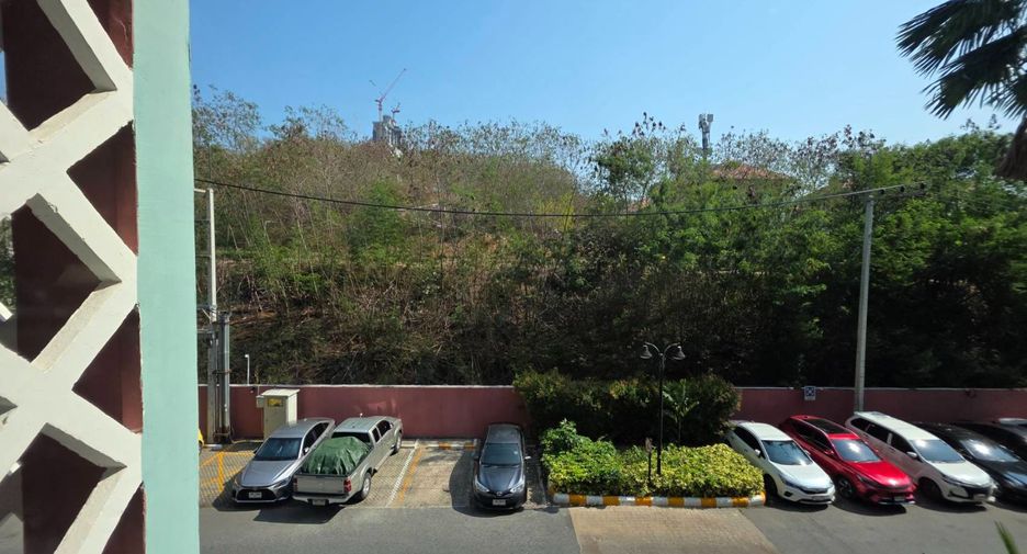 For rent 1 bed condo in Bang Lamung, Chonburi