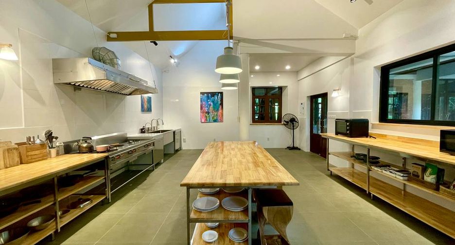 Villa en alquiler y en venta de 4 habitaciones en Mae Rim, Chiang Mai