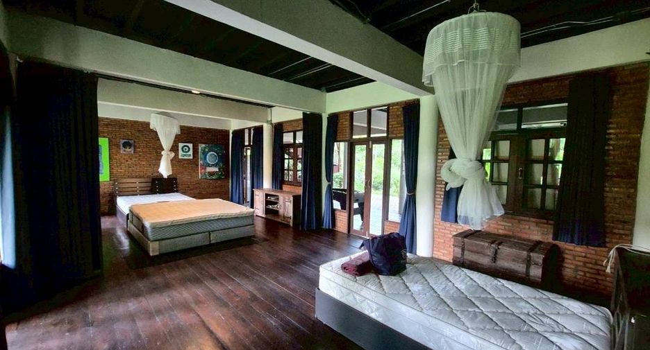 Villa en alquiler y en venta de 4 habitaciones en Mae Rim, Chiang Mai