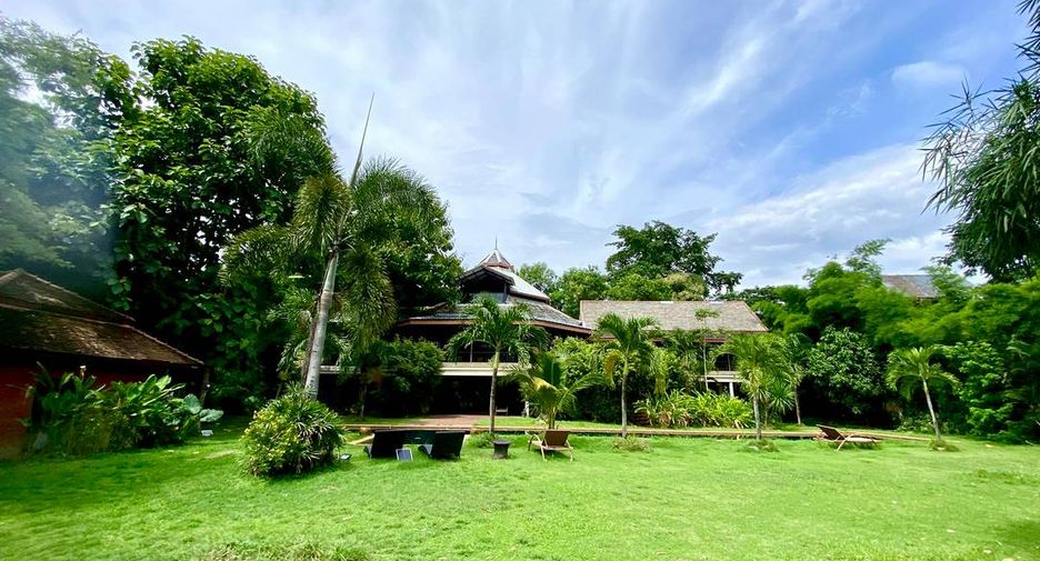Villa en alquiler y en venta de 4 habitaciones en Mae Rim, Chiang Mai