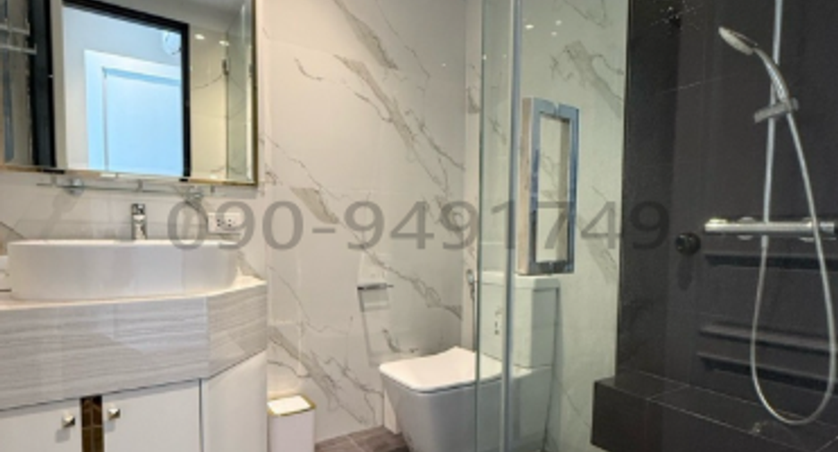 For rent 4 bedrooms house in Watthana, Bangkok