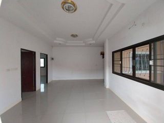 For sale 2 ベッドルーム house in Mueang Udon Thani, Udon Thani