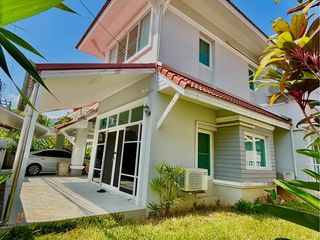 For rent 4 bedrooms villa in Mueang Phuket, Phuket
