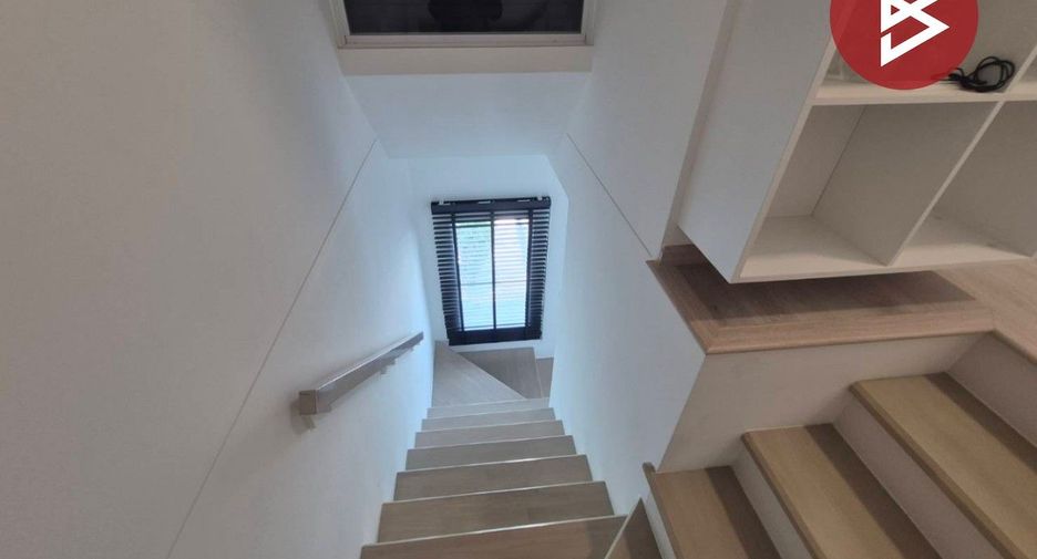 For sale 3 bedrooms townhouse in Bang Phli, Samut Prakan