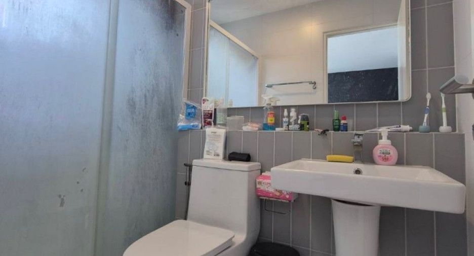 For sale 3 bedrooms townhouse in Bang Phli, Samut Prakan