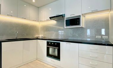 Condo en alquiler de 2 habitaciones en Bang Rak, Bangkok