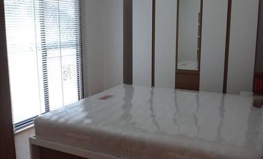 For rent 2 bedrooms condo in Bang Rak, Bangkok
