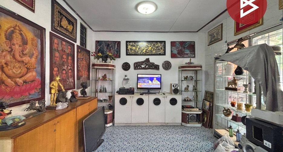 For sale 3 bedrooms townhouse in Phra Samut Chedi, Samut Prakan