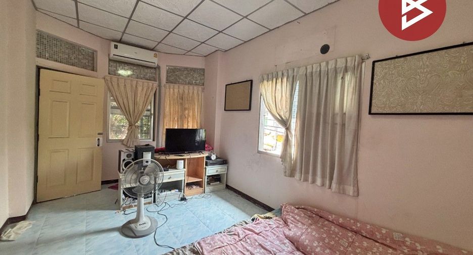 For sale 3 bedrooms townhouse in Phra Samut Chedi, Samut Prakan