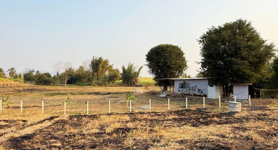 Terreno en venta en Mae Sot, Tak