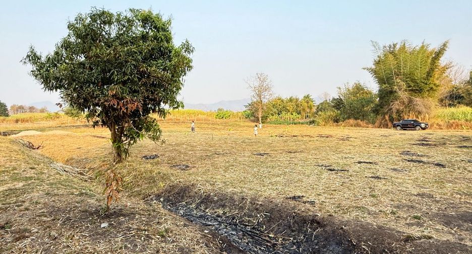 Terreno en venta en Mae Sot, Tak