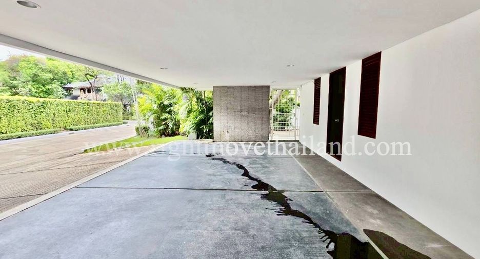 Villa zur Miete und zum Kauf mit 4 Zimmer in Pak Kret, Nonthaburi