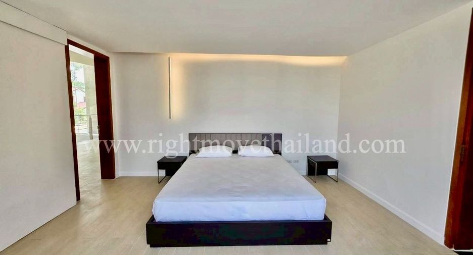 Villa zur Miete und zum Kauf mit 4 Zimmer in Pak Kret, Nonthaburi