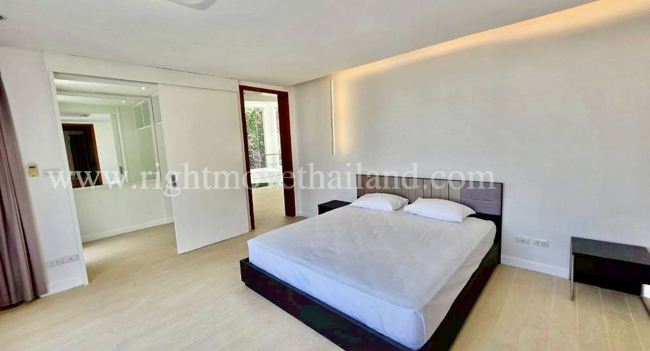 Villa zur Miete und zum Kauf mit 4 Zimmer in Pak Kret, Nonthaburi