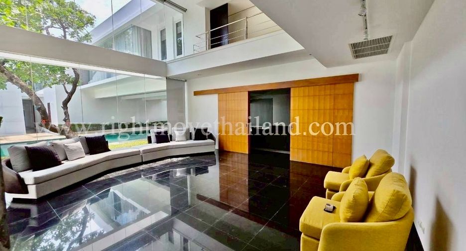Villa zur Miete und zum Kauf mit 4 Zimmer in Pak Kret, Nonthaburi