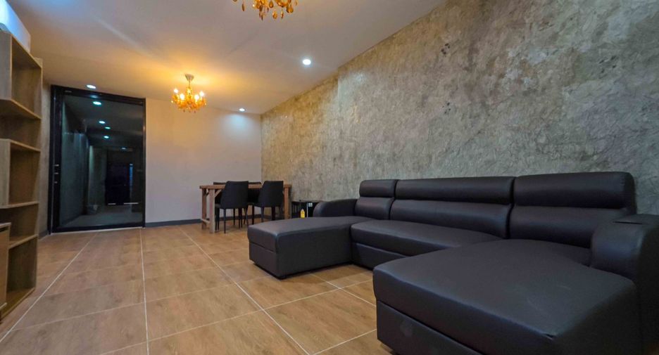 For sale 2 bedrooms house in Din Daeng, Bangkok