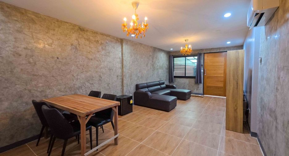 For sale 2 bedrooms house in Din Daeng, Bangkok