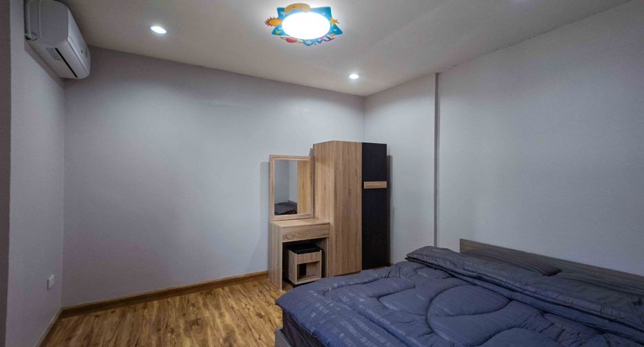 For sale 2 bedrooms house in Din Daeng, Bangkok