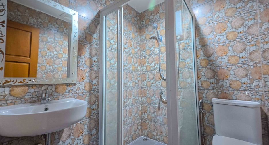For sale 2 bedrooms house in Din Daeng, Bangkok