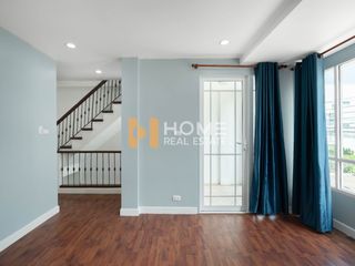 For sale 3 bedrooms townhouse in Bangkok Yai, Bangkok
