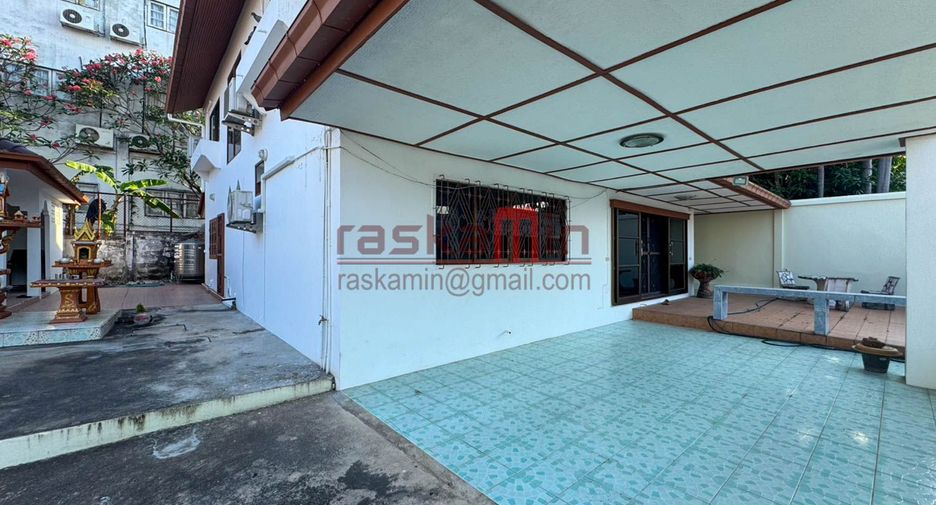 Casa en venta de 5 habitaciones en Bang Lamung, Chonburi