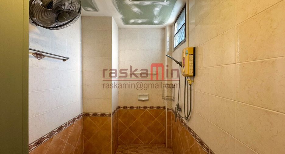 Casa en venta de 5 habitaciones en Bang Lamung, Chonburi