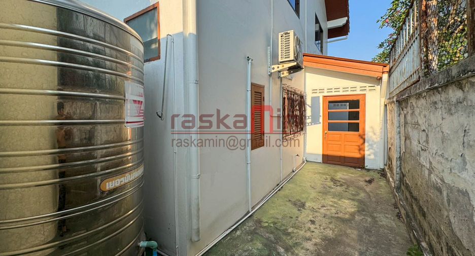 Casa en venta de 5 habitaciones en Bang Lamung, Chonburi