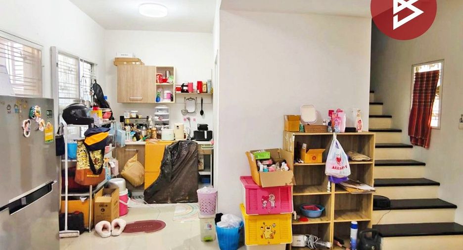 For sale 3 ベッドルーム townhouse in Phra Pradaeng, Samut Prakan