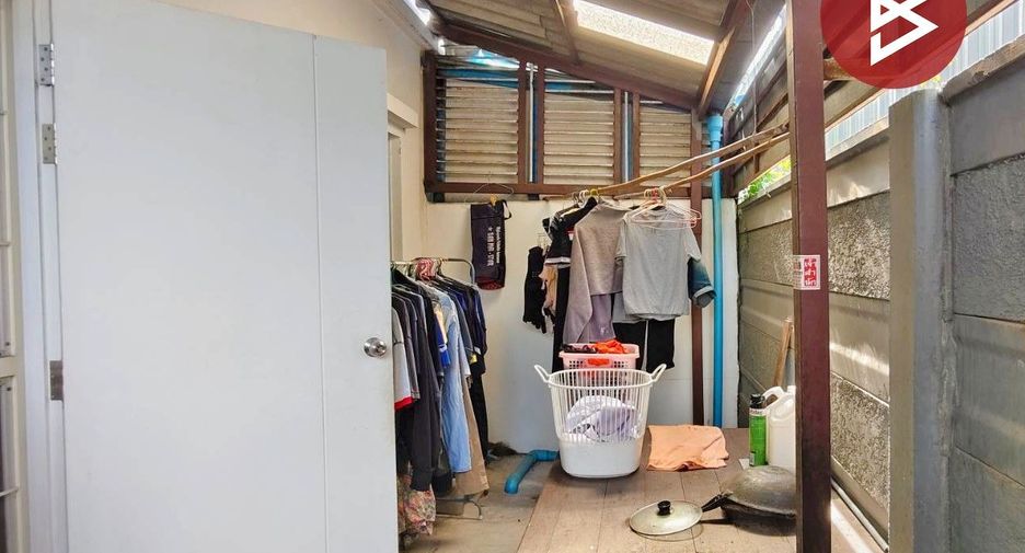 For sale 3 ベッドルーム townhouse in Phra Pradaeng, Samut Prakan