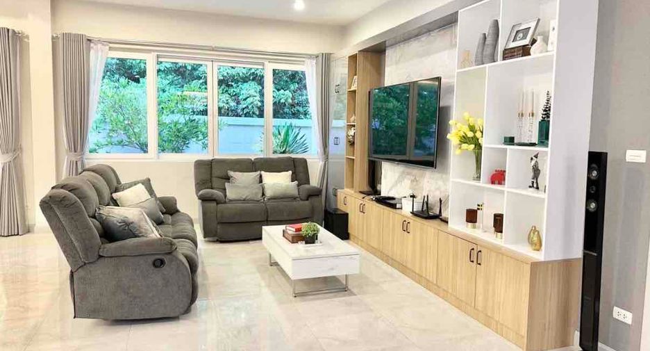 For rent 6 ベッドルーム villa in Bang Lamung, Chonburi