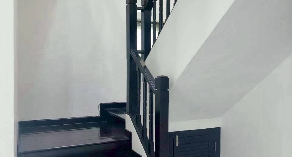 出租 5 卧室 独立屋 在 Bang Lamung, Chon Buri