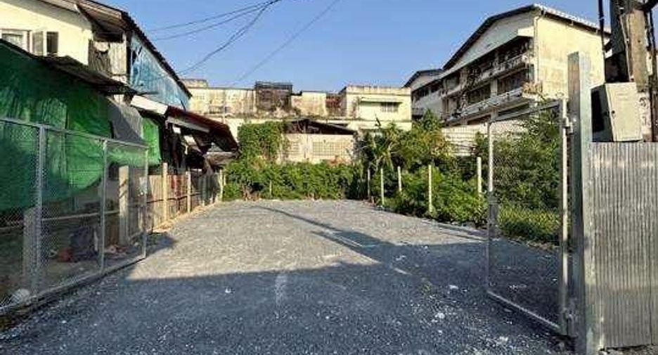 For sale land in Phasi Charoen, Bangkok