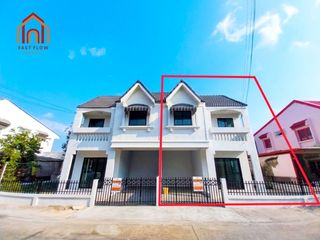 For sale 4 bedrooms house in Lat Lum Kaeo, Pathum Thani