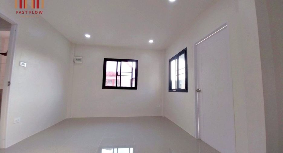 For sale 4 bedrooms house in Lat Lum Kaeo, Pathum Thani
