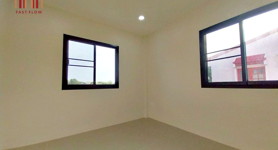 For sale 4 bedrooms house in Lat Lum Kaeo, Pathum Thani