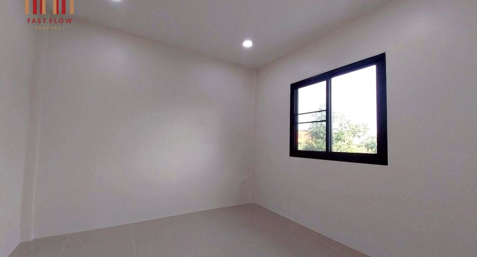 For sale 4 bedrooms house in Lat Lum Kaeo, Pathum Thani