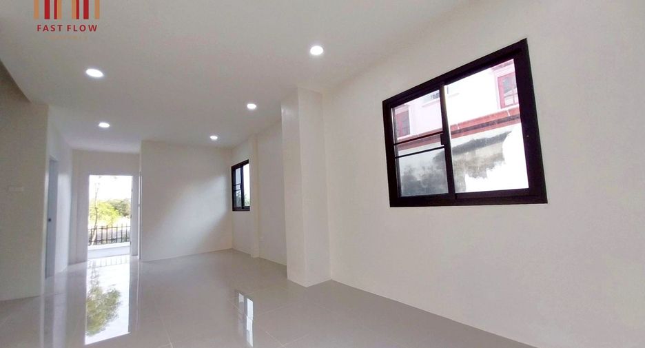 For sale 4 bedrooms house in Lat Lum Kaeo, Pathum Thani