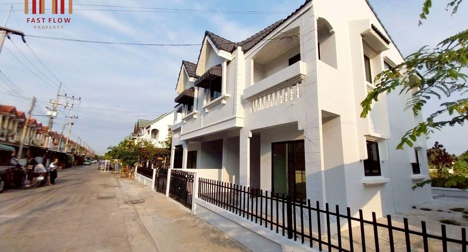 For sale 4 bedrooms house in Lat Lum Kaeo, Pathum Thani