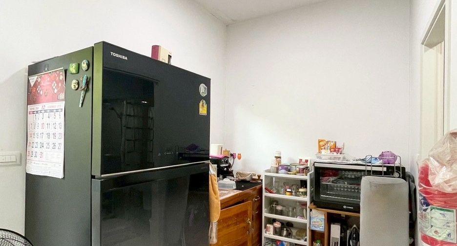 For sale 3 ベッドルーム townhouse in Prawet, Bangkok