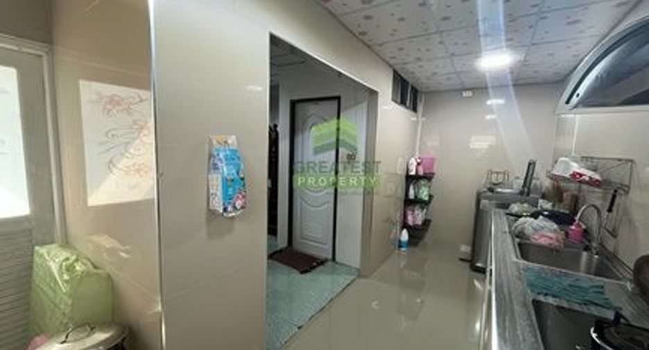 For sale 2 bedrooms townhouse in Lam Luk Ka, Pathum Thani