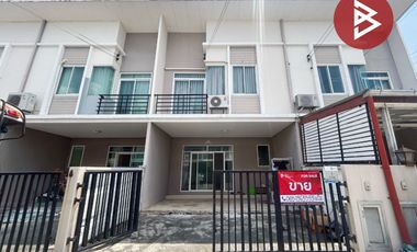 À vendre 4 chambres maison de ville à Thung Khru, Bangkok