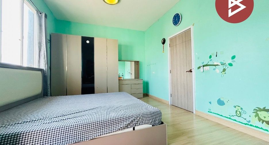 Reihenhaus zum Kauf mit 4 Zimmer in Thung Khru, Bangkok