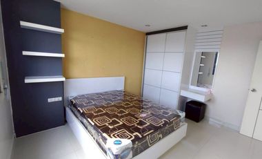 For sale 1 bed condo in Si Racha, Chonburi