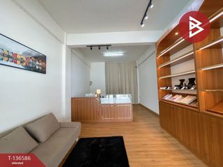 Продажа 3 спальни торговое помещение в Si Racha, Чонбури