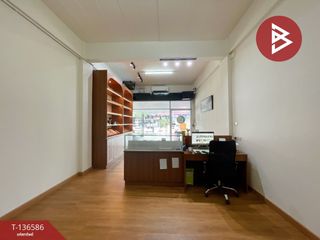 Продажа 3 спальни торговое помещение в Si Racha, Чонбури