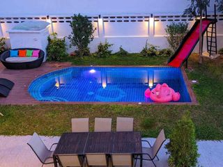 Villa zur Miete mit 7 Zimmer in Bang Lamung, Chonburi