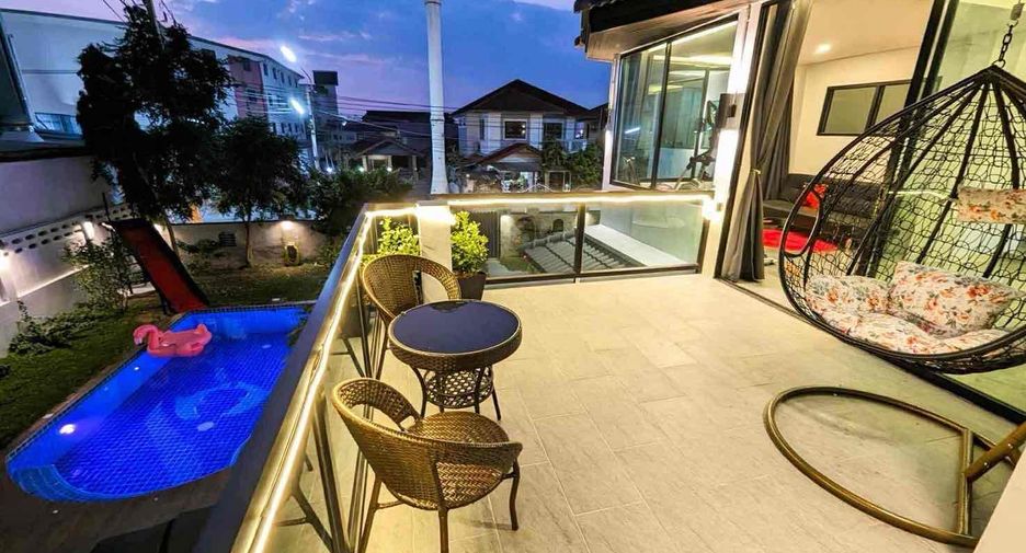 Villa en alquiler de 7 habitaciones en Bang Lamung, Chonburi