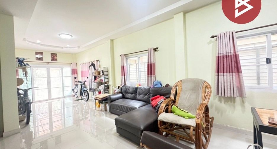 Casa en venta de 3 habitaciones en Mueang Samut Sakhon, Samut Sakhon