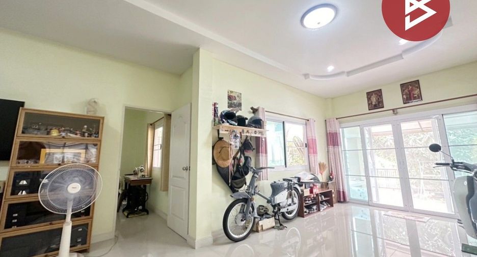 Casa en venta de 3 habitaciones en Mueang Samut Sakhon, Samut Sakhon